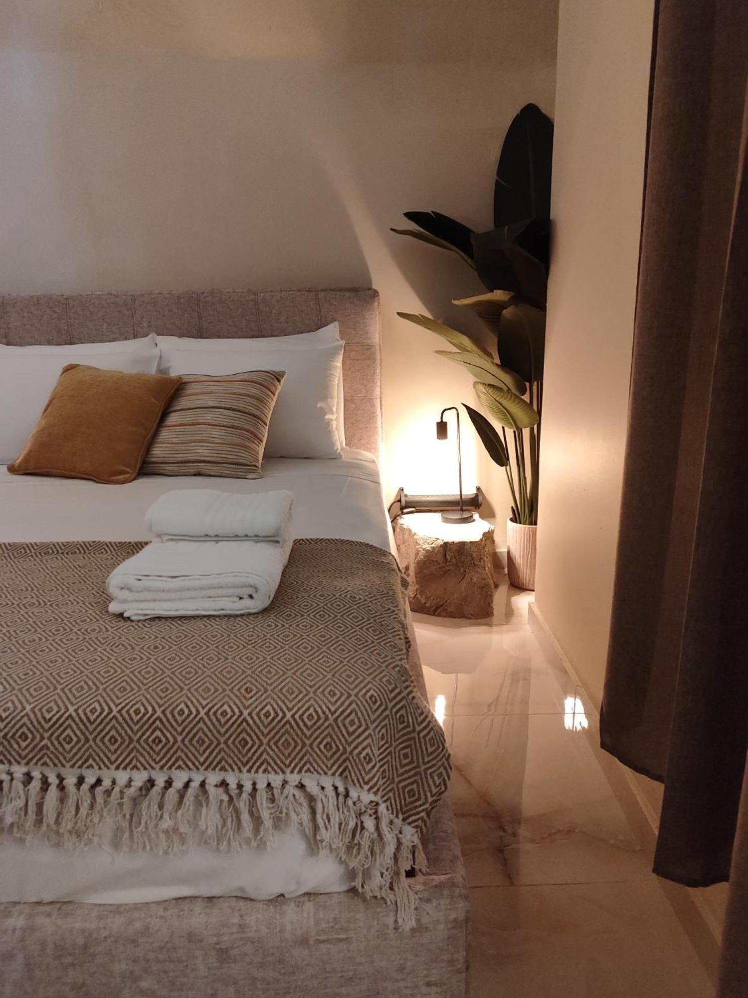 Ethnic Cave Suite Rhodes City Eksteriør bilde