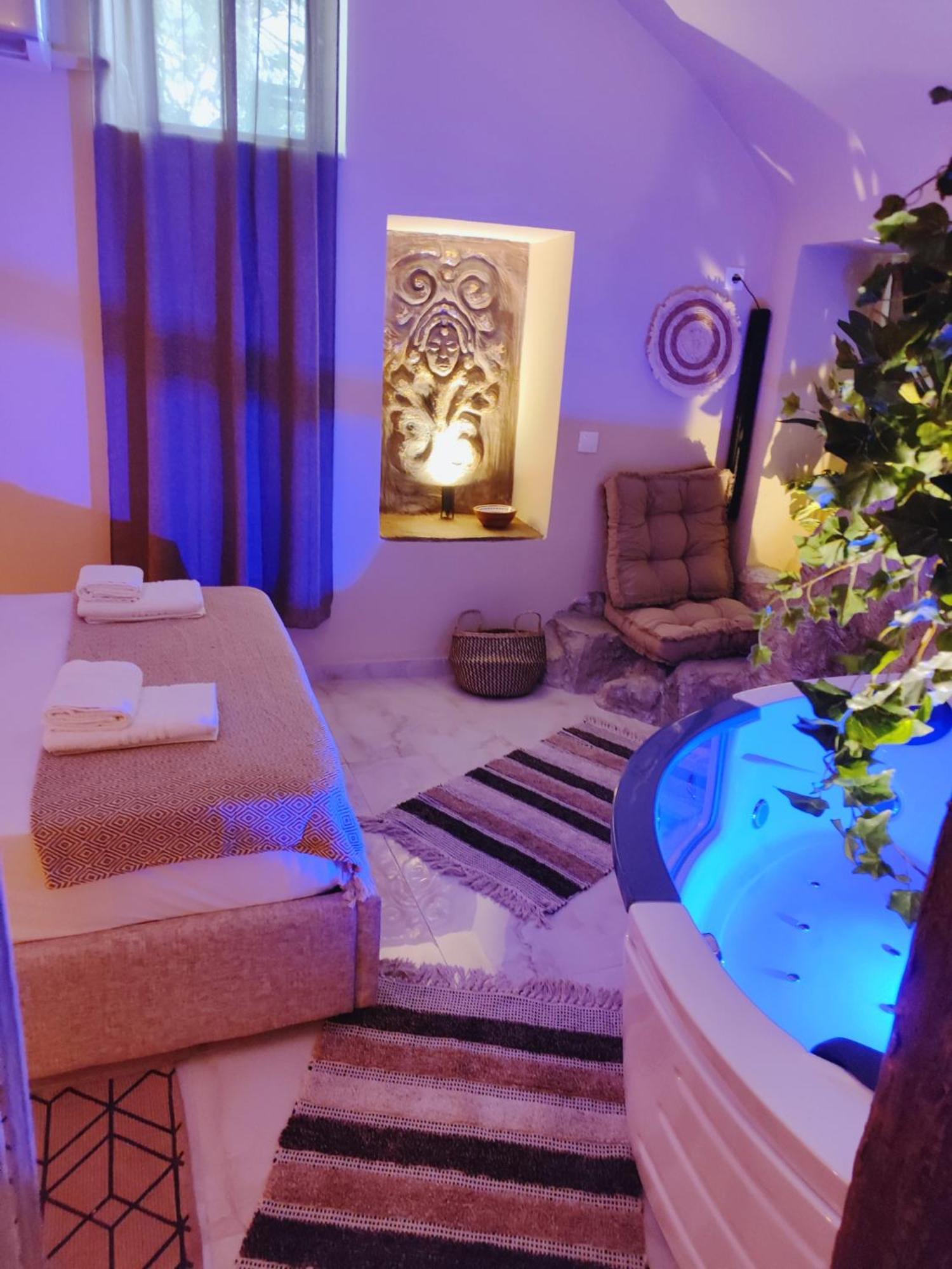 Ethnic Cave Suite Rhodes City Eksteriør bilde
